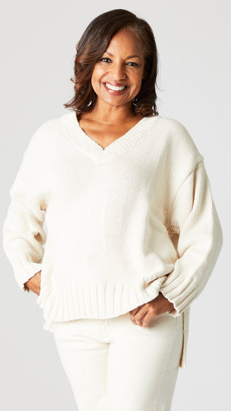 V-Neck Hand Knit "Milan" Pullover