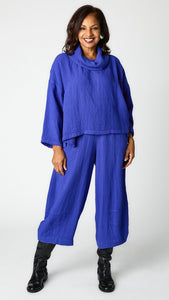 Eleven Stitch Tucked Hem Pant